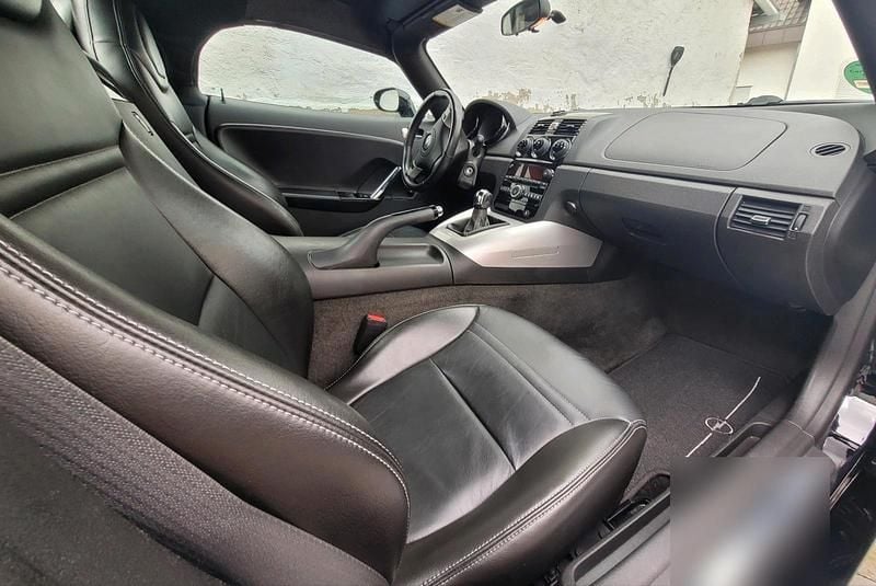 Second-hand Opel GT 264 CP (194 kW) 2008 Negru Cabrio