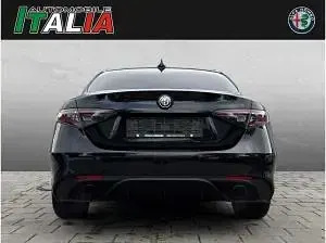 Neu Alfa Romeo Giulia Veloce 280 PS (205 kW) 2026 Schwarz ((nero vulcano, metallic)) Limousine
