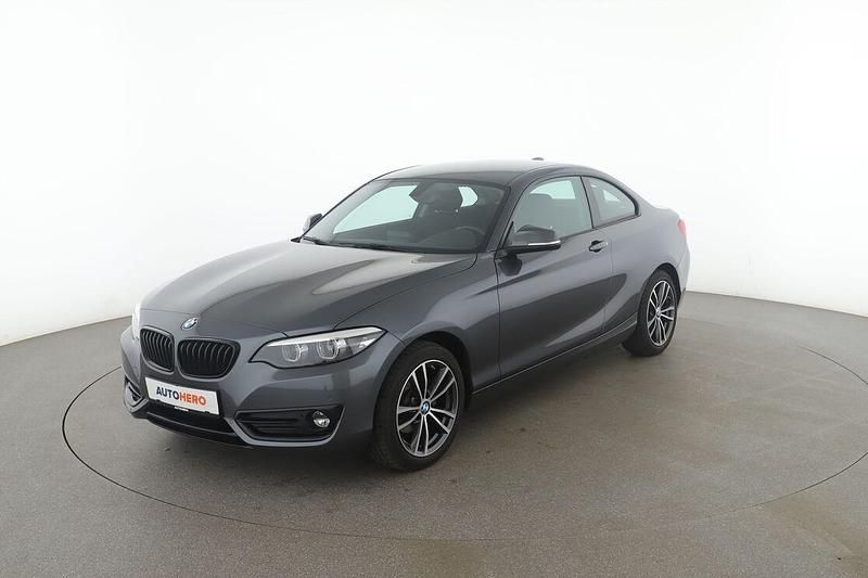 Grau Gebraucht 2019 BMW 218 Sport Line Coupé | 20.160 € (Fairer Preis) - Bild 1/3