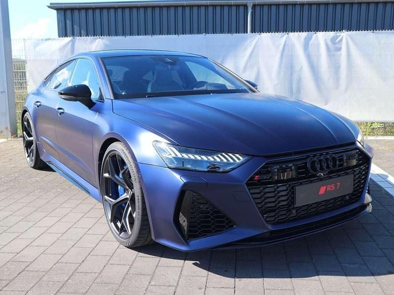 Navarrablau matteffektlack aud Neu 2025 Audi RS7 Performance Kleinwagen | 171.719 € (Teuer) - Bild 1/4