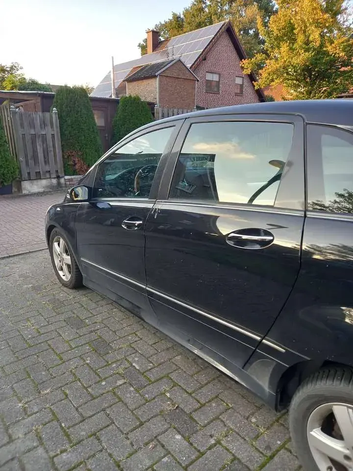 Gebraucht Mercedes E200 193 PS (141 kW) 2005 Schwarz Kombi