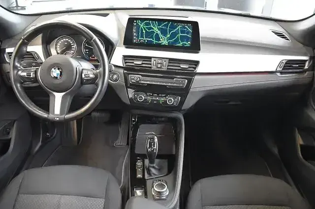 Używany BMW X2 Advantage 190 KM (139 kW) 2021 Niebieski SUV