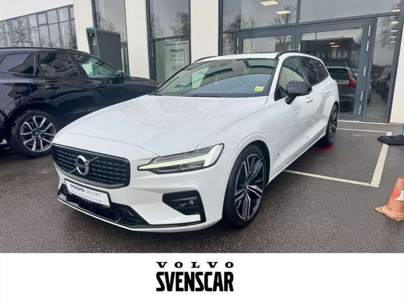 Weiss Gebraucht 2021 Volvo V60 R-Design Kombi | 36.990 € (Teuer) - Bild 1/4