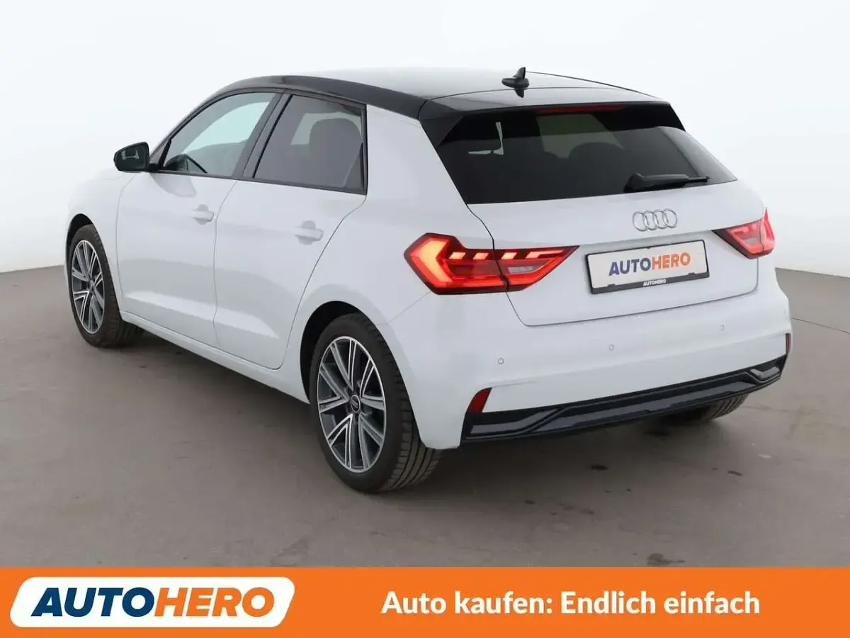 Gebraucht Audi A1 Advanced 95 PS (69 kW) 2022 Gletscherweiss SUV