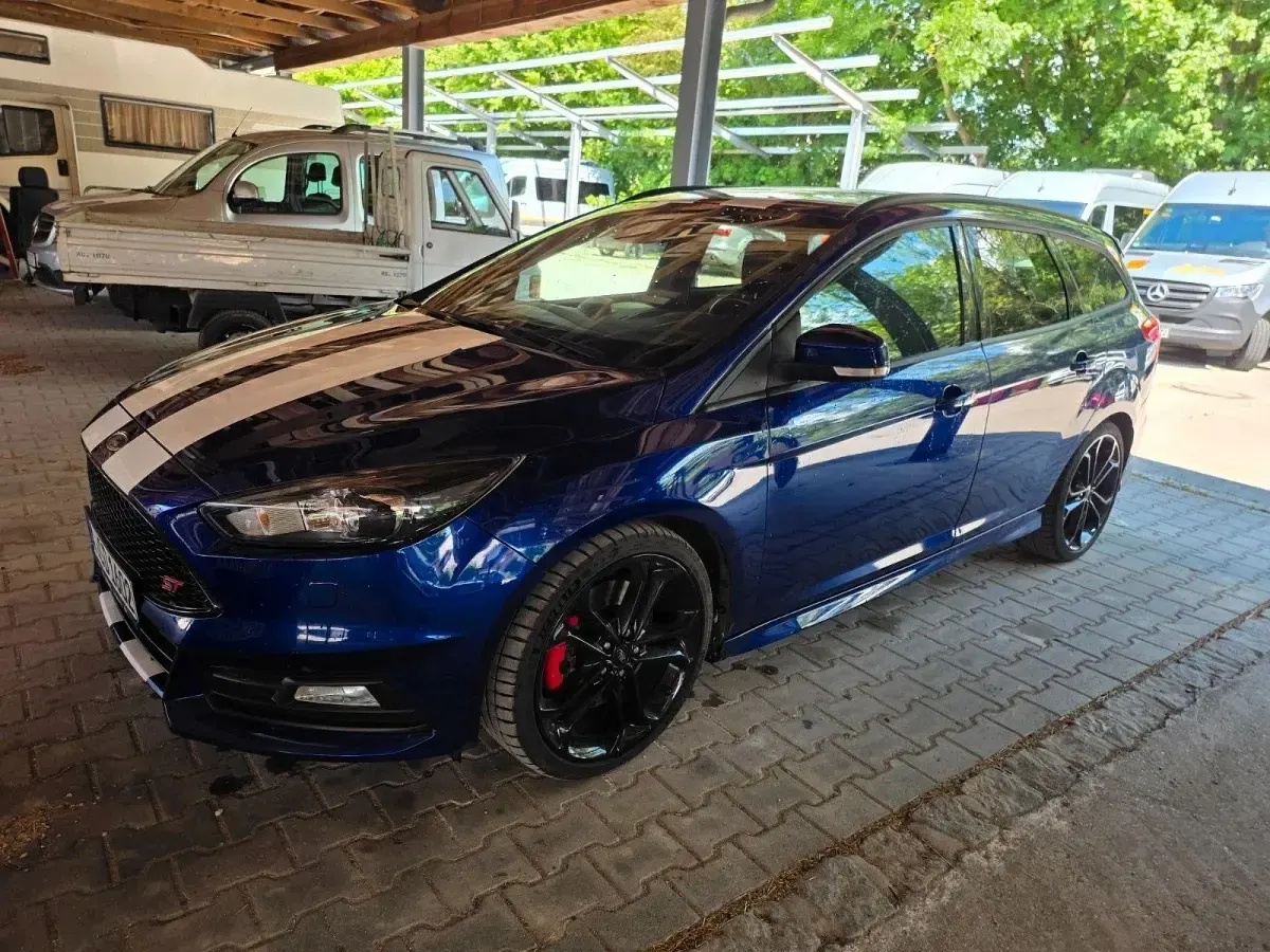Gebraucht Ford Focus ST 185 PS (136 kW) 2018 Blau Kombi