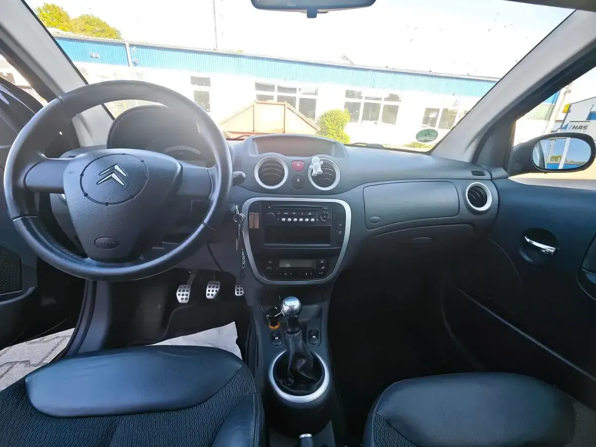 Gebraucht Citroën C2 122 PS (89 kW) 2007 Schwarz Kleinwagen