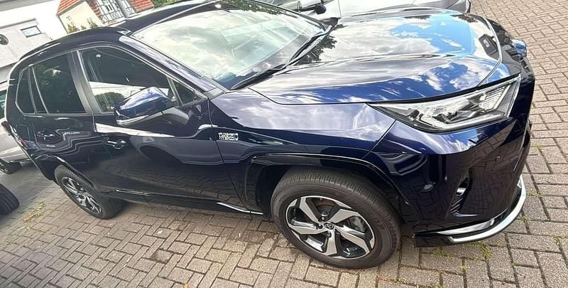 Blau Gebraucht 2022 Toyota RAV4 Hybrid SUV | 35.460 € (Superpreis) - Bild 1/4