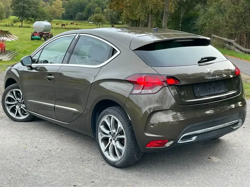 Gebraucht Citroën DS4 Sport Chic 200 PS (147 kW) 2011 Braun Kleinwagen
