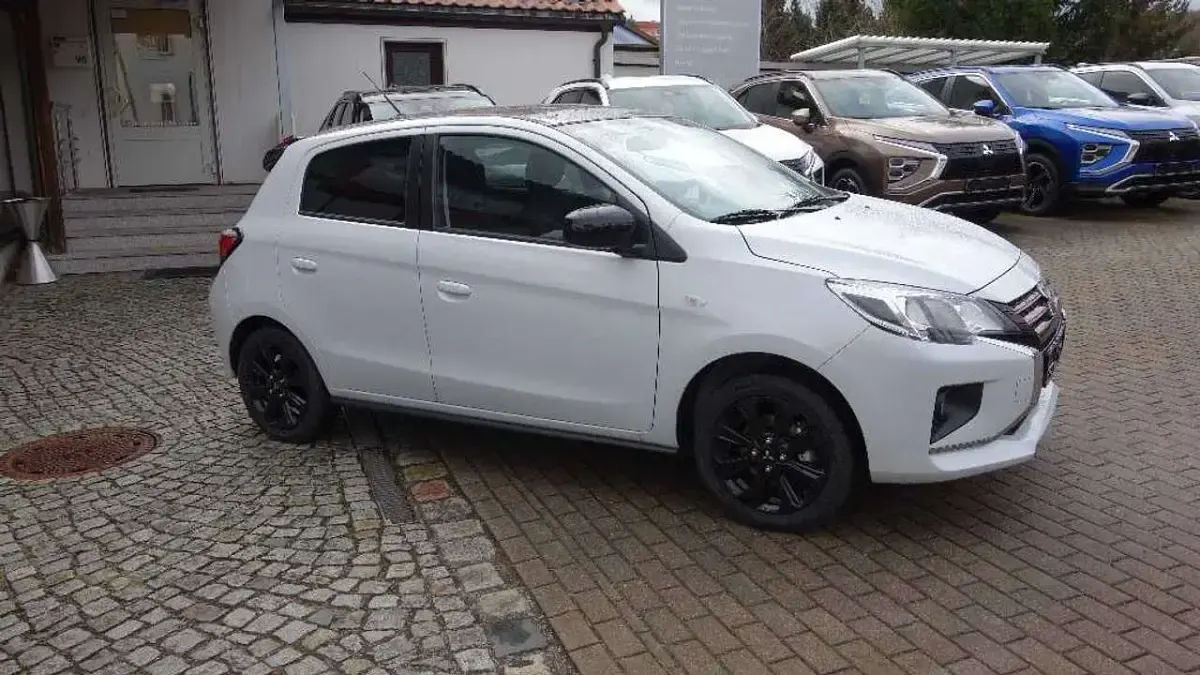 Brugt Mitsubishi Space Star Select+ 71 HK (52 kW) 2025 Hvid Hatchback