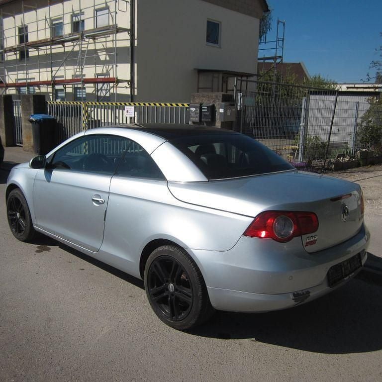 Usata VW Eos 150 CV (110 kW) 2006 Argento Cabrio