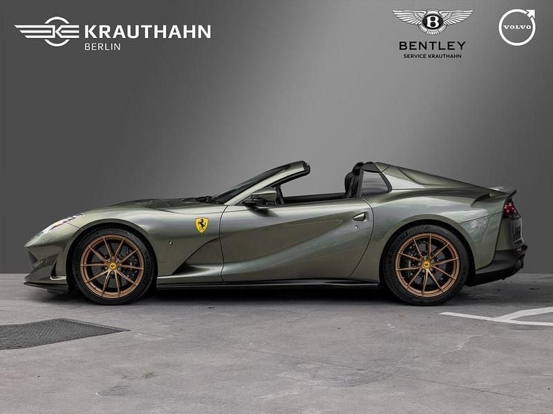 Gebraucht Ferrari 812 795 PS (584 kW) 2023 Grün Cabrio
