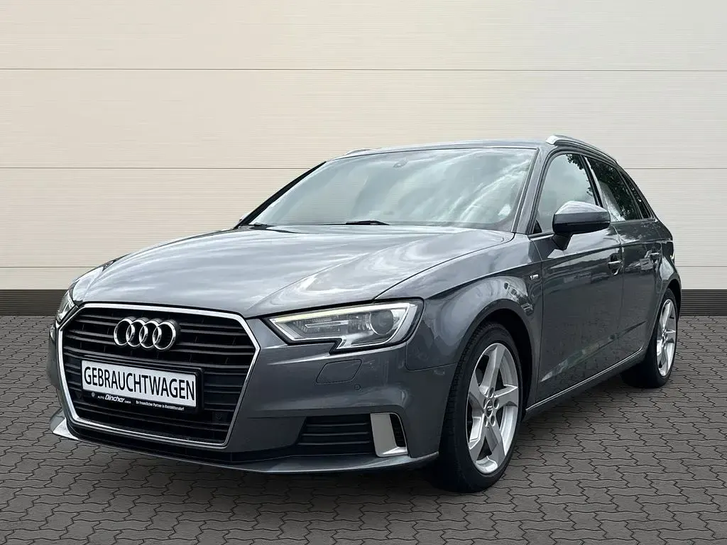 Gebraucht Audi A3 Sport 150 PS (110 kW) 2018 Grau Limousine