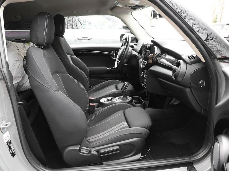 Gebraucht Mini Cooper SE 135 kW (184 PS) 2020 Schwarz Kleinwagen