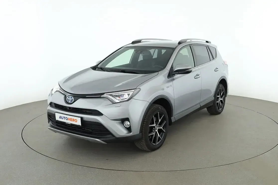Gebraucht Toyota RAV4 Hybrid Style 143 PS (105 kW) 2019 SUV