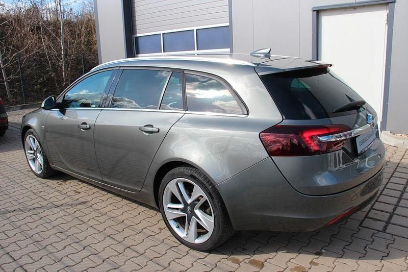 Gebraucht Opel Insignia Sport 170 PS (125 kW) 2017 Grau Kombi