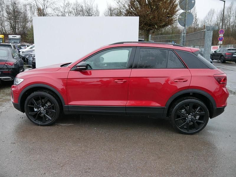 Neu VW T-Roc Style 150 PS (110 kW) 2025 Metallic SUV