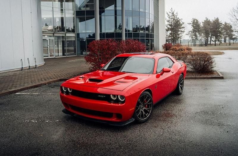Rot Gebraucht 2015 Dodge Challenger Coupé | 59.900 € (Superpreis) - Bild 1/4