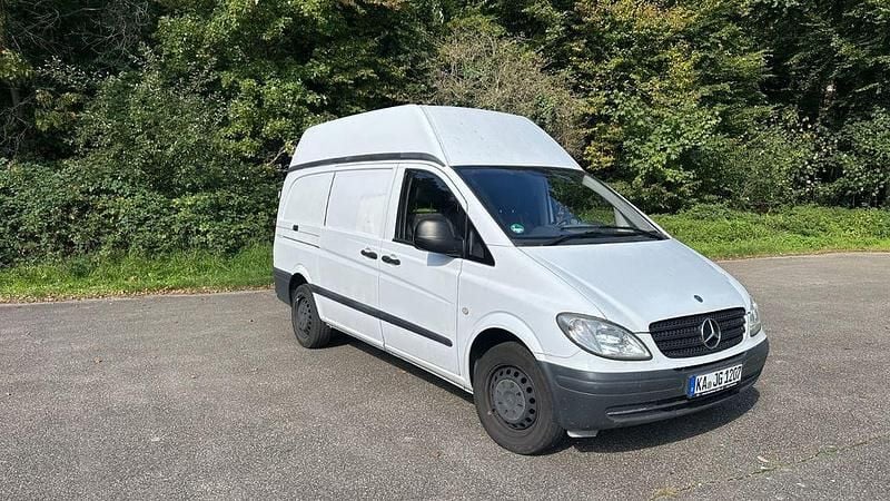 Gebraucht Mercedes Vito 116 PS (85 kW) 2007 Weiß Van