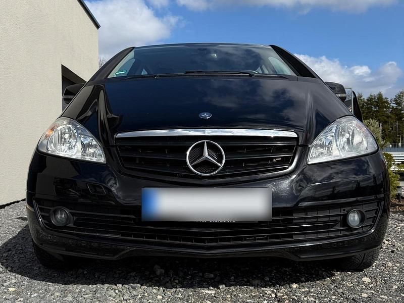 Gebraucht Mercedes A160 96 PS (70 kW) 2009 Schwarz Kleinwagen
