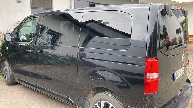 Schwarz Gebraucht 2017 Citroën Spacetourer Feel Van | 22.900 € (Fairer Preis) - Bild 1/4