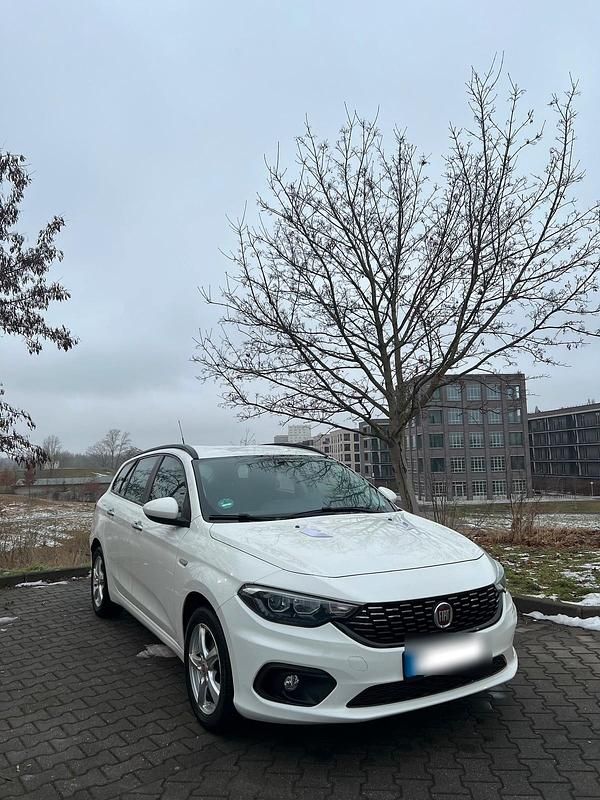 Gebraucht Fiat Tipo 120 PS (88 kW) 2017 Weiß Kombi
