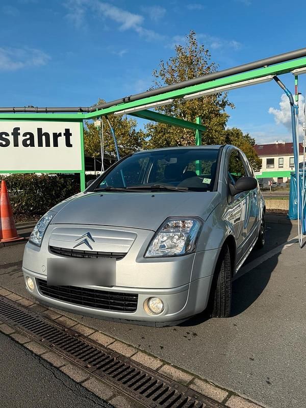 Silber Gebraucht 2006 Citroën C2 Kleinwagen | 1.500 € (Fairer Preis) - Bild 1/4