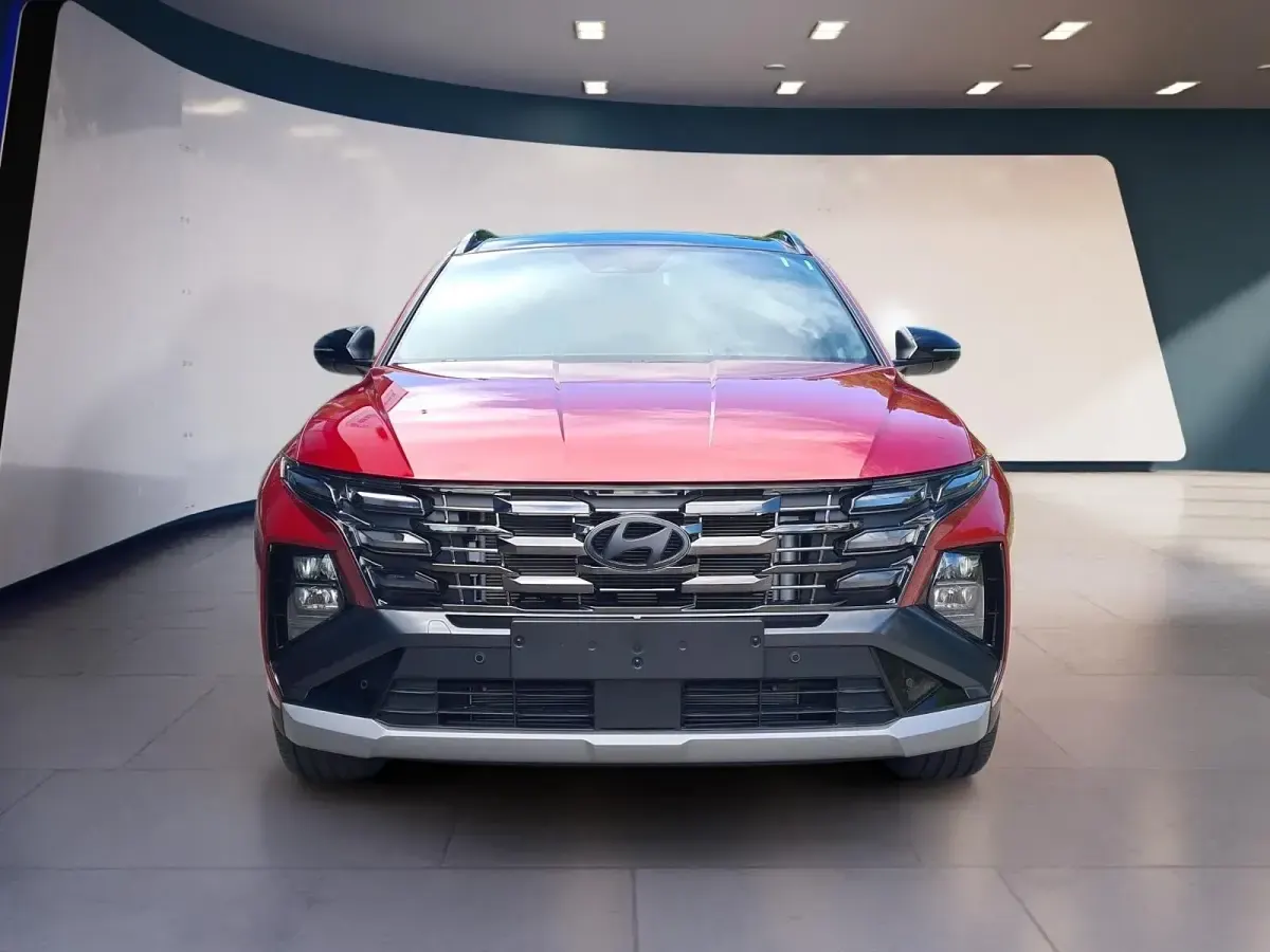Neu Hyundai Tucson N Line 150 PS (110 kW) 2026 R1p ultimate red metallic SUV