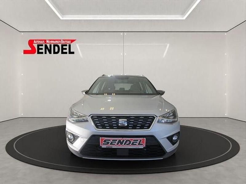 Silber Gebraucht 2018 Seat Arona XCELLENCE SUV | 15.499 € (Fairer Preis) - Bild 1/4