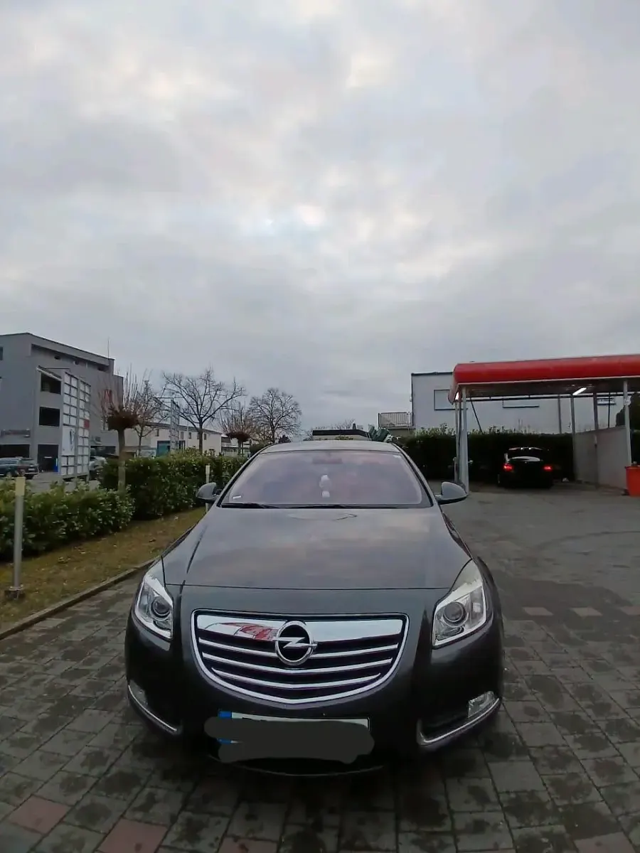 Gebraucht Opel Insignia 177 PS (130 kW) 2009 Braun Limousine
