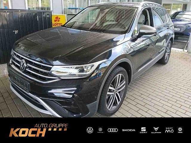 Deep black perleffekt Gebraucht 2022 VW Tiguan Allspace Elegance SUV | 33.660 € (Guter Preis) - Bild 1/4