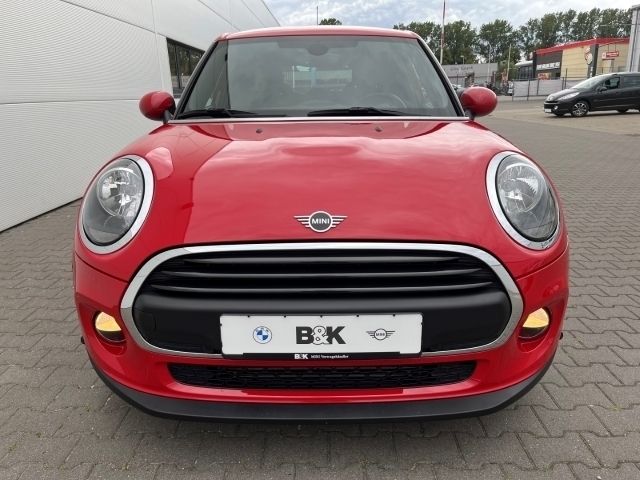 Gebraucht Mini ONE 102 PS (75 kW) 2018 Chili red Kleinwagen