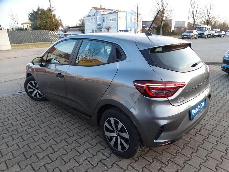 Gebraucht Mitsubishi Colt 67 PS (49 kW) 2024 Grau Limousine