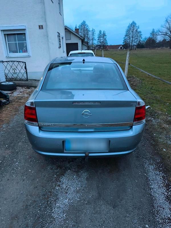 Gebraucht Opel Vectra 105 PS (77 kW) 2006 Limousine