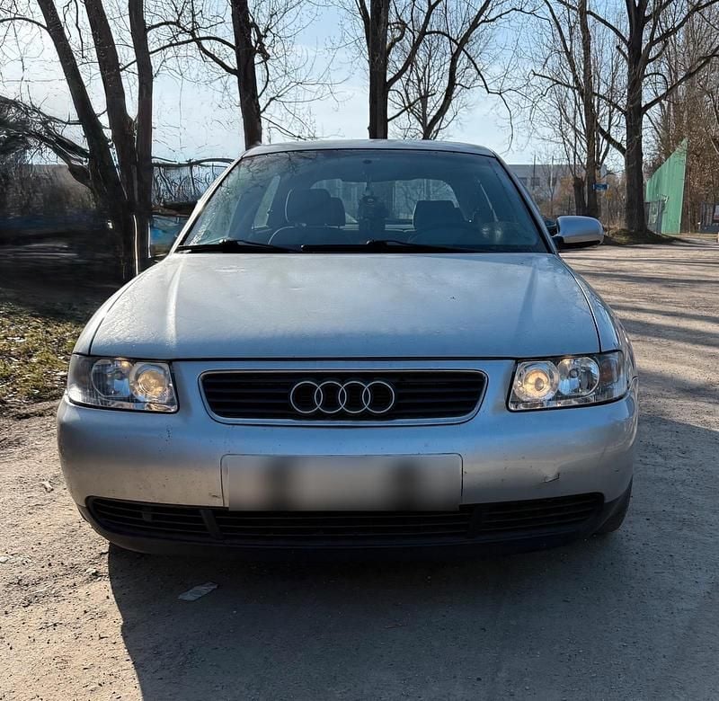 Gebraucht Audi A3 101 PS (74 kW) 2001 Silber Kleinwagen