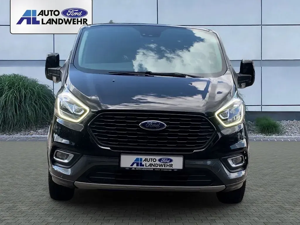 Gebraucht Ford Tourneo Custom Active 170 PS (125 kW) 2022 Schwarz Van