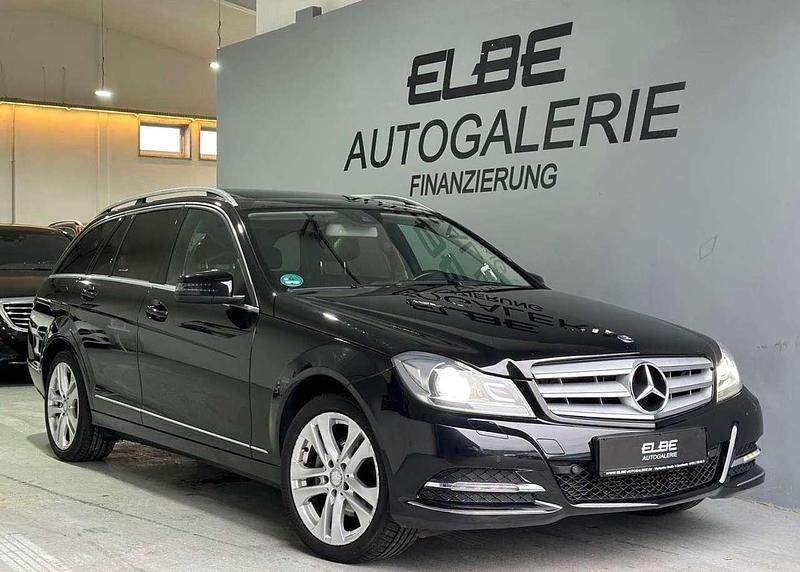 Schwarz Gebraucht 2012 Mercedes C250 Avantgarde Kombi | 15.800 € (Etwas zu teuer) - Bild 1/4