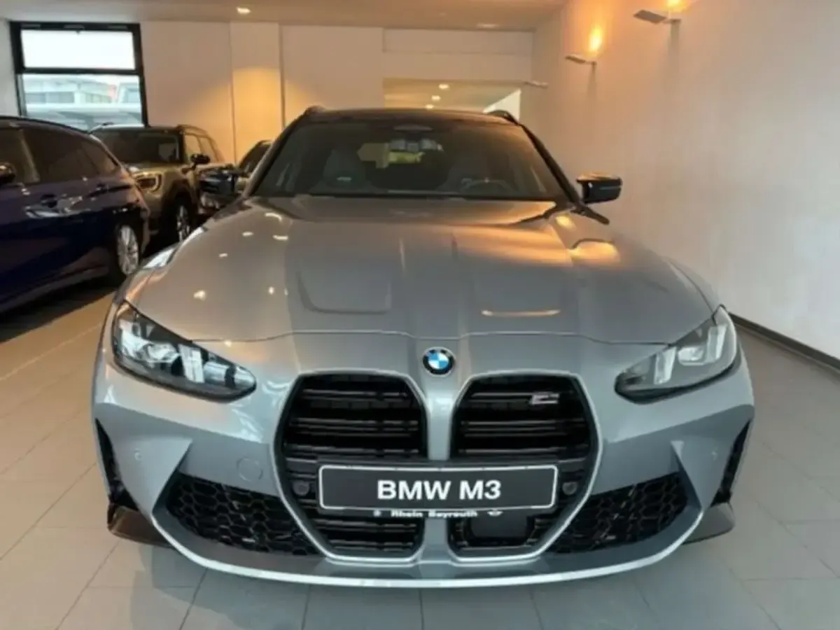 Neu BMW M3 Competition Edition 530 PS (389 kW) 2026 Skyscraper grau metallic Kombi