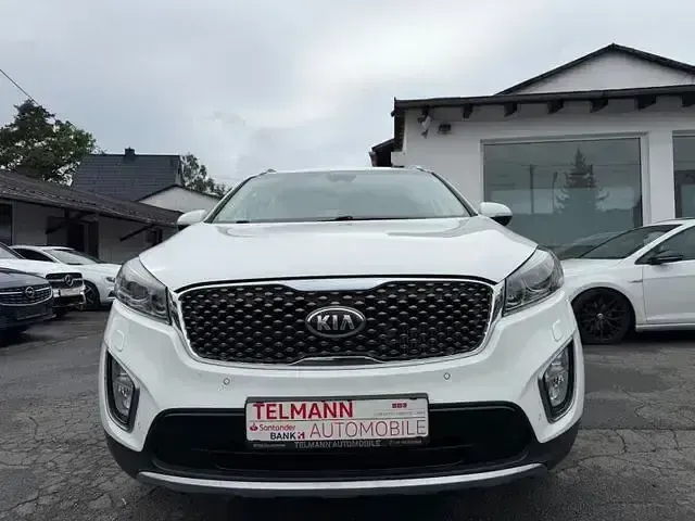 Gebraucht Kia Sorento Spirit 200 PS (147 kW) 2016 Clear white SUV
