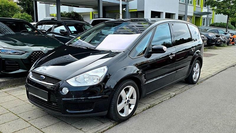 Schwarz Gebraucht 2009 Ford S-MAX Titanium Van / Kleinbus | 5.850 € (Teuer) - Bild 1/4
