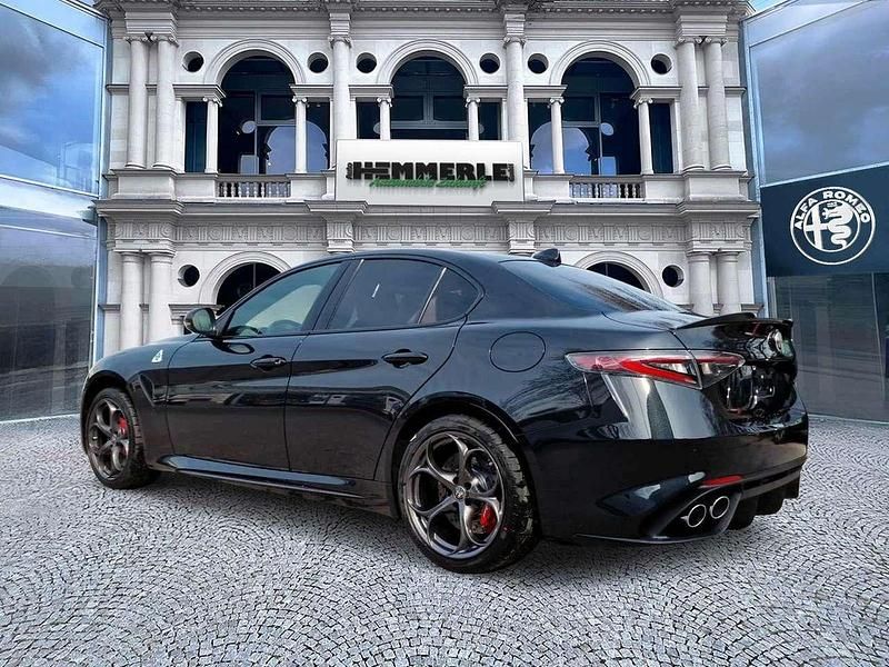Neu Alfa Romeo Giulia 519 PS (381 kW) 2026 Schwarz Limousine