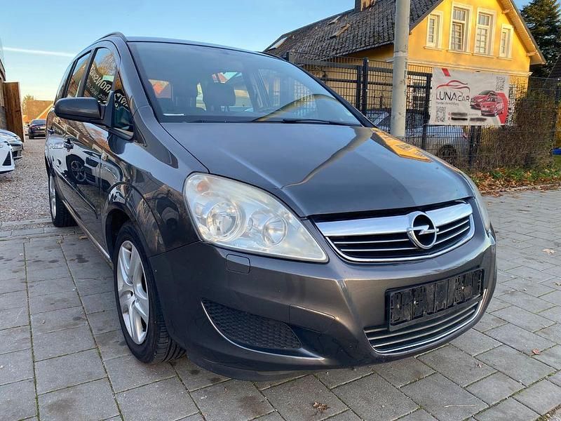 Grau Gebraucht 2009 Opel Zafira Innovation Van / Kleinbus | 3.490 € (Fairer Preis) - Bild 1/4