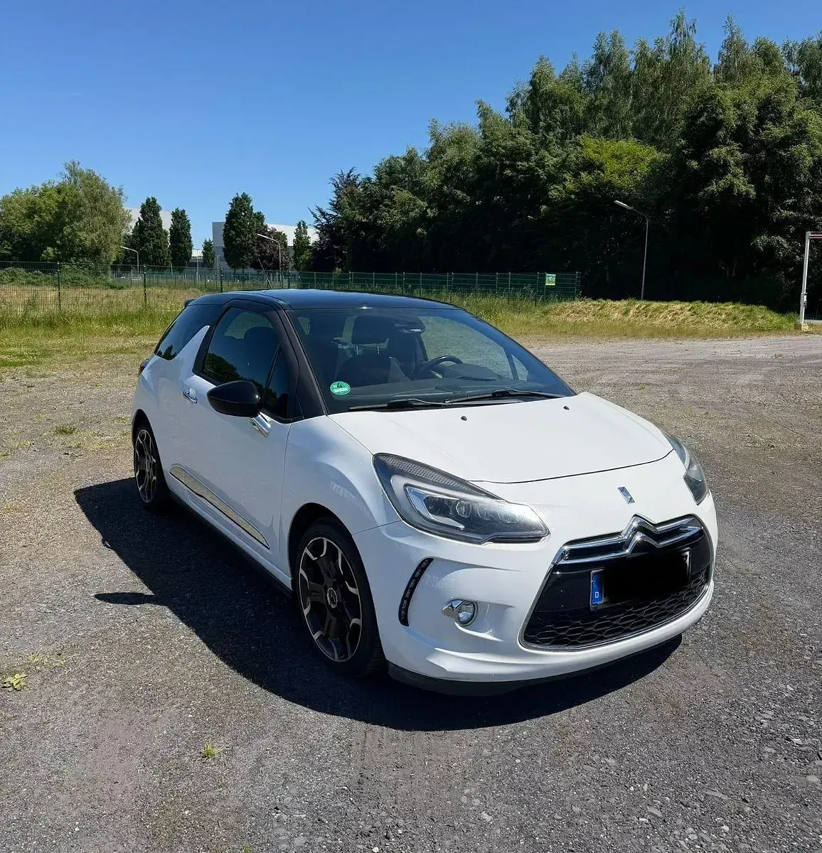 Gebraucht Citroën DS3 165 PS (121 kW) 2016 Weiß Kleinwagen