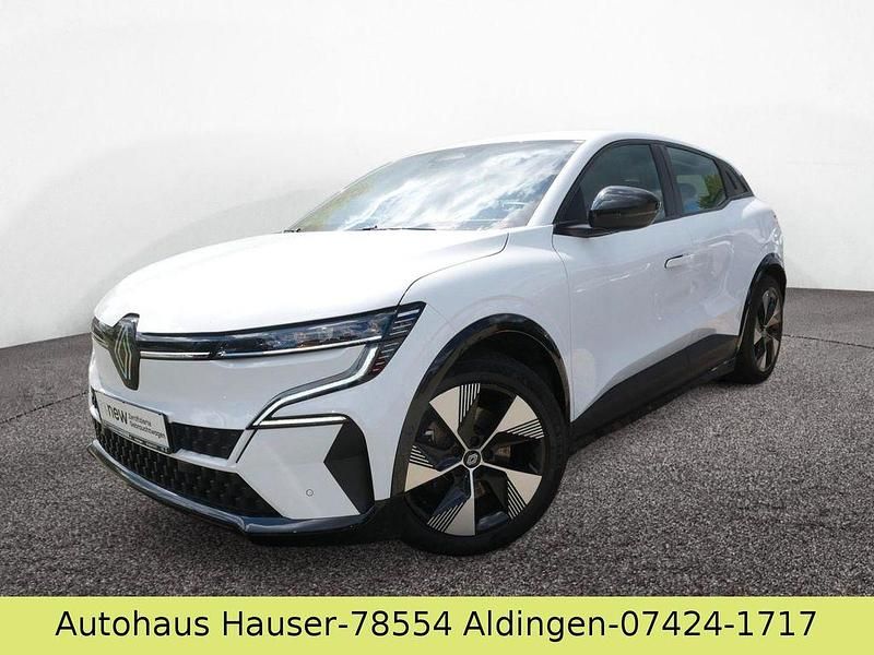 Gebraucht Renault Megane E-Tech Evolution 160 kW (218 PS) 2022 Weiß Limousine