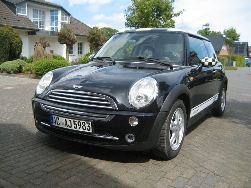 Schwarz Gebraucht 2005 Mini ONE Kleinwagen | 4.990 € (Etwas zu teuer) - Bild 1/4