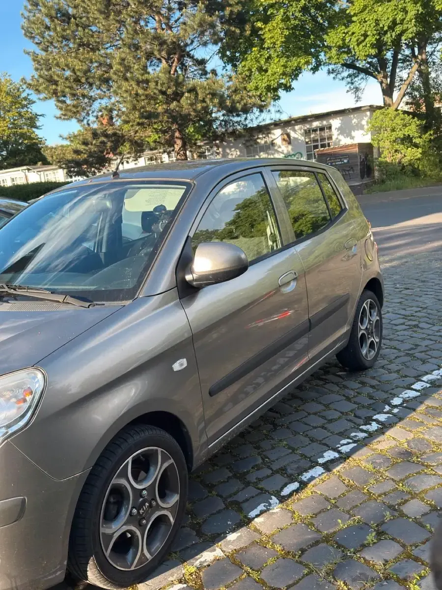 Gebraucht Kia Picanto Vision 65 PS (47 kW) 2009 Grau Kleinwagen