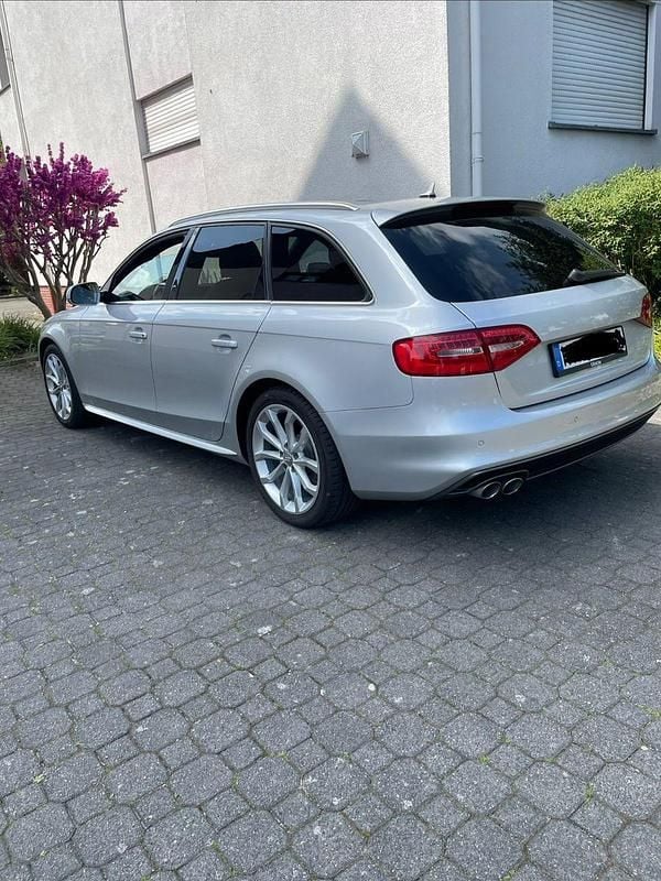 Second-hand Audi A4 S-Line 177 CP (130 kW) 2013 Argintiu Break