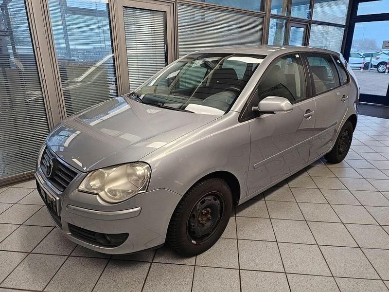 Gebraucht VW Polo 80 PS (58 kW) 2009 Silbermet. (metallic) Kleinwagen