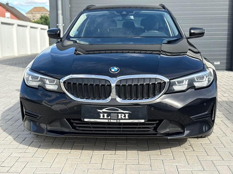 Gebraucht BMW 318 Sport Line 150 PS (110 kW) 2020 Schwarz Kombi