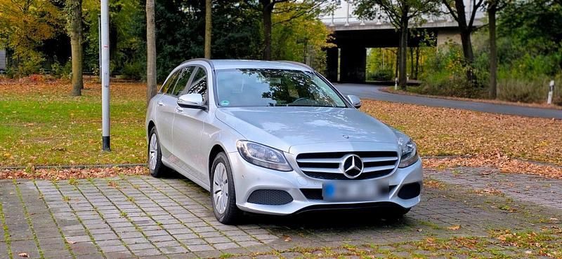 Silber Gebraucht 2015 Mercedes C220 Kombi | 7.800 € (Fairer Preis) - Bild 1/4