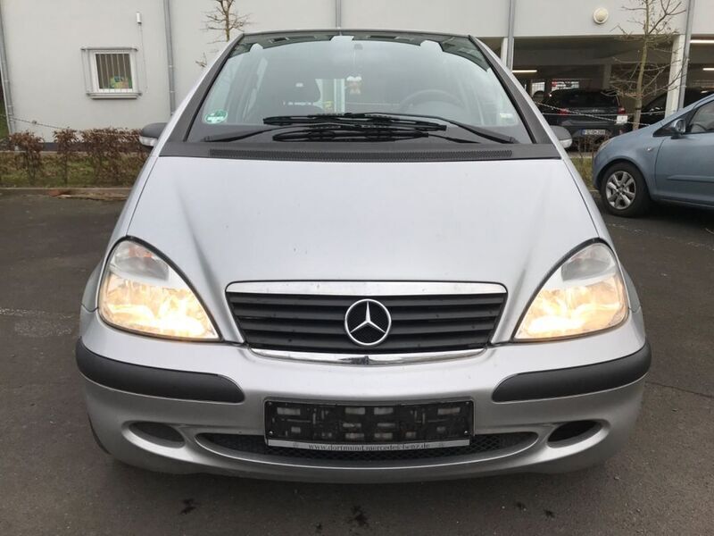 Silber Gebraucht 2004 Mercedes A160 Kleinwagen | 1.690 € (Teuer) - Bild 1/4